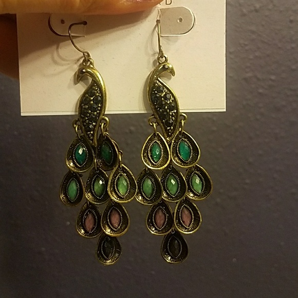 Jewelry - Beautiful peacock earrings